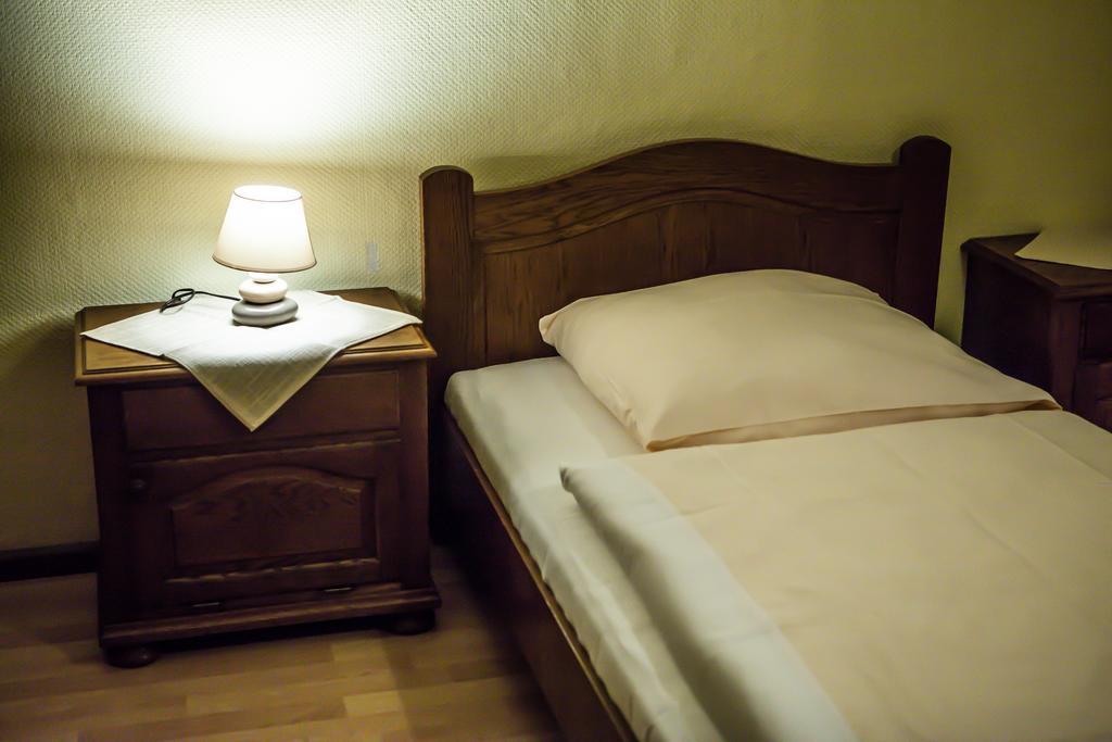 Hessischer Hof Otel Nauheim Oda fotoğraf