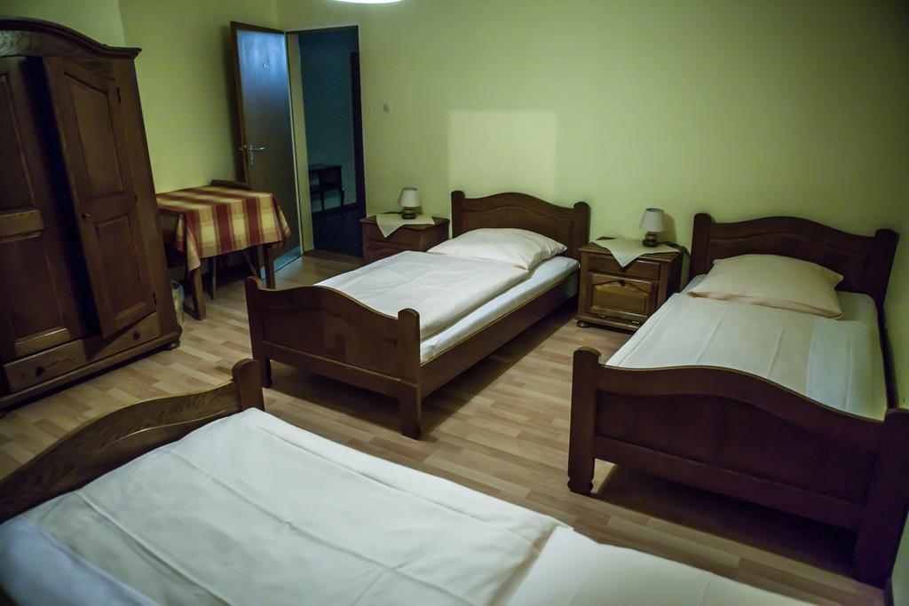 Hessischer Hof Otel Nauheim Oda fotoğraf